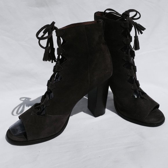 FRYE Gaby Ghillie Suede Lace up Booties Sz. 7.5M - Picture 7 of 8